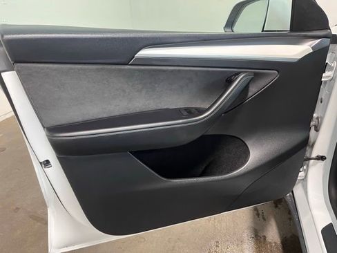 Used 2024 Tesla Model Y Long Range image 20