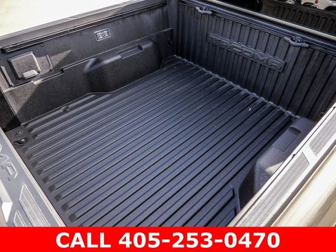 Used 2025 Toyota Tacoma TRD Off-Road AWD/4WD image 44