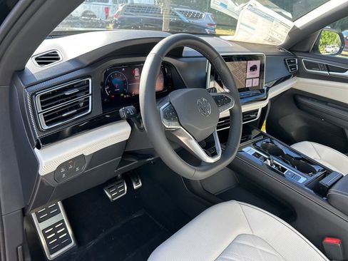 New 2026 Volkswagen Atlas Cross Sport SEL Premium R-Line image 23