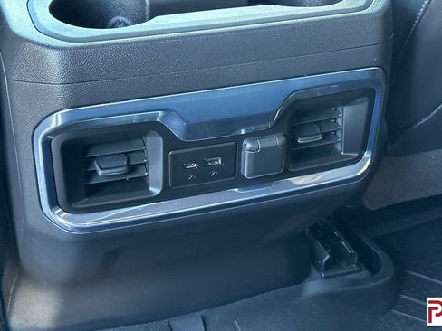 Used 2022 Chevrolet Silverado 1500 High Country w/ Technology Package image 15