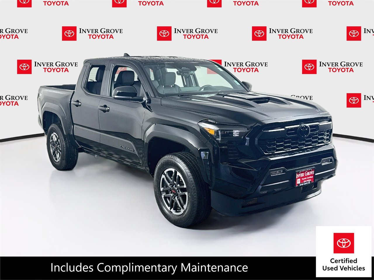 Certified 2026 Toyota Tacoma TRD Sport AWD/4WD image 3