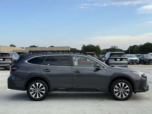 Used 2024 Subaru Outback Limited XT AWD/4WD image 3