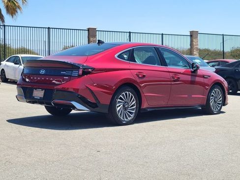 New 2026 Hyundai Sonata SEL FWD image 4