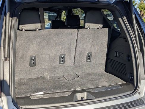 Used 2024 Chevrolet Tahoe Z71 w/ Luxury Package image 12