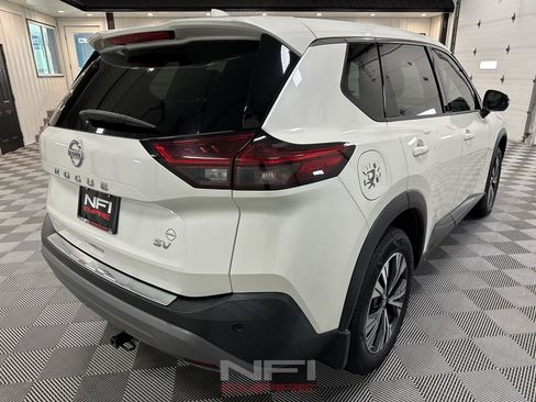 Used 2021 Nissan Rogue SV FWD image 8