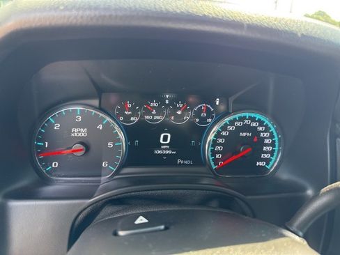 Certified 2020 Chevrolet Suburban Premier w/ Premier 6.2L Value Package image 23