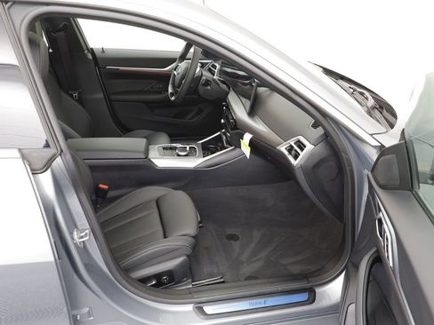 Certified 2025 BMW i4 xDrive40i image 20