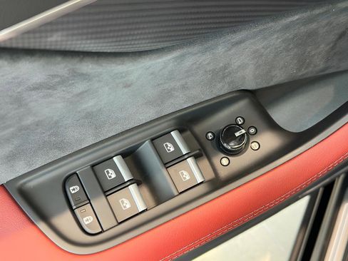 New 2026 Audi SQ7 Prestige AWD/4WD image 25