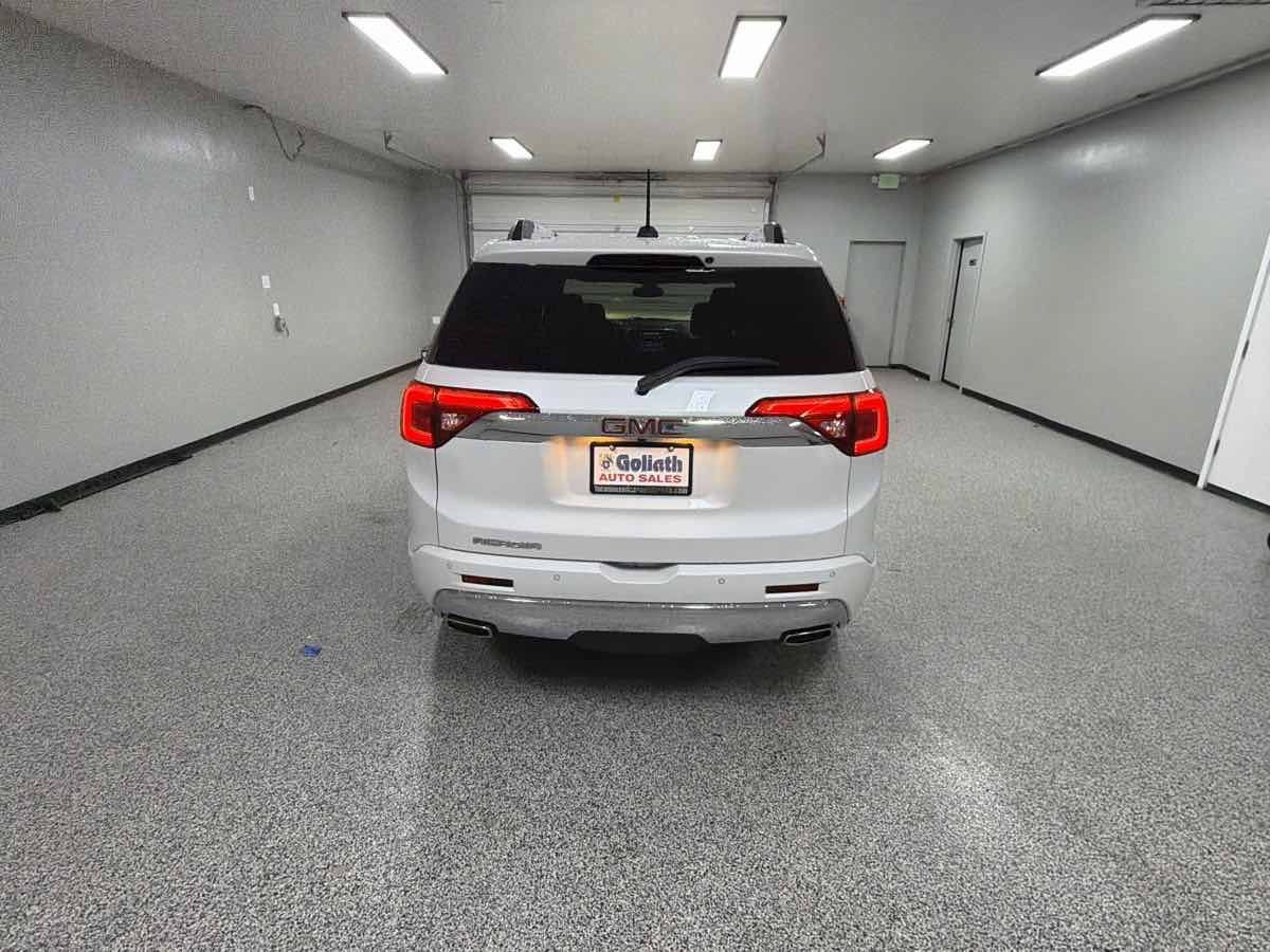 Used 2017 GMC Acadia Denali FWD image 4