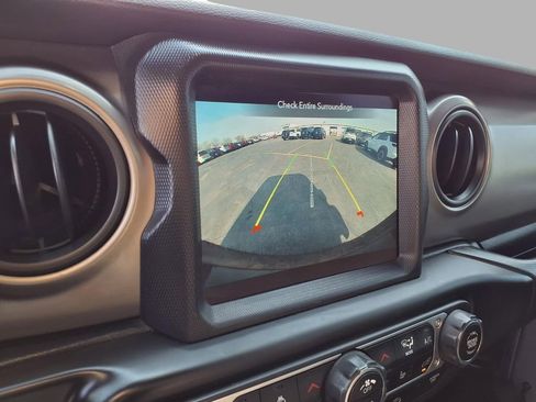 Used 2021 Jeep Wrangler Unlimited Sport w/ Sun And Sound Package image 6