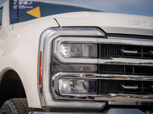 Certified 2024 Ford F250 Lariat image 10