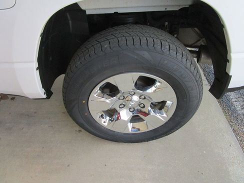 Used 2021 RAM 1500 Big Horn AWD/4WD image 11