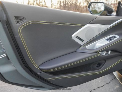 Used 2022 Chevrolet Corvette Stingray Premium Cpe RWD image 31