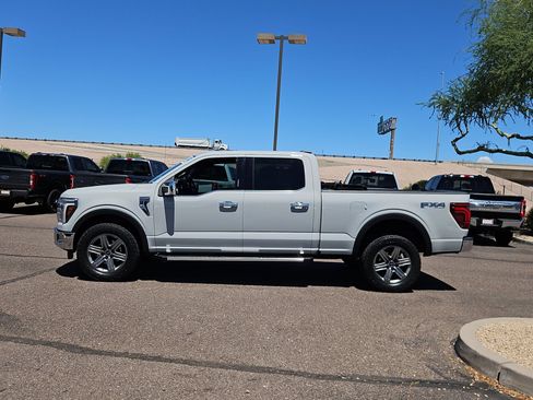 Certified 2024 Ford F150 Lariat w/ FX4 Off-Road Package AWD/4WD image 9