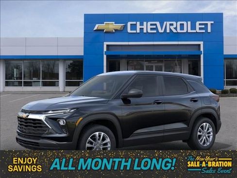 New 2026 Chevrolet TrailBlazer LS image 2