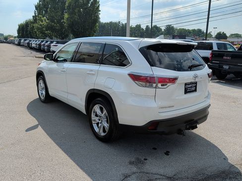 Used 2016 Toyota Highlander Limited FWD image 7