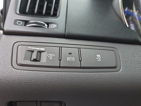 Used 2011 Hyundai Sonata GLS FWD image 23