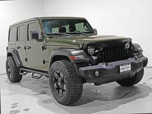 Used 2023 Jeep Wrangler Unlimited Sport w/ Sun And Sound Package AWD/4WD image 32