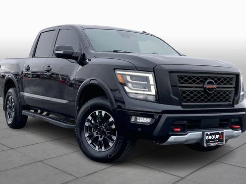 Used 2020 Nissan Titan PRO-4X w/ Pro-4x Convenience Package image 3