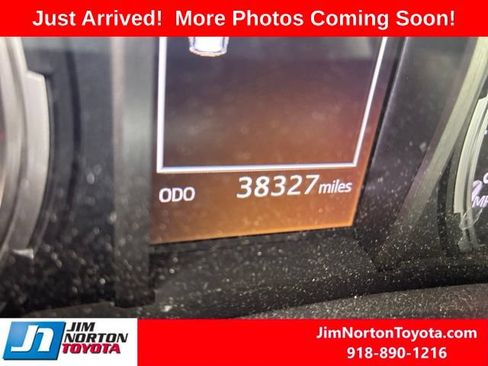 Used 2023 Toyota 4Runner Limited AWD/4WD image 14