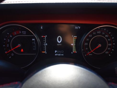 Used 2021 Jeep Wrangler Unlimited Rubicon AWD/4WD image 10