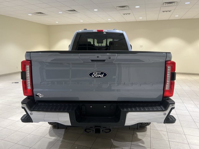 New 2027 Ford F350 Lariat w/ Tremor Off-Road Package AWD/4WD image 4