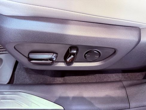 Certified 2026 Lexus RX 350 w/ Convenience Package image 24