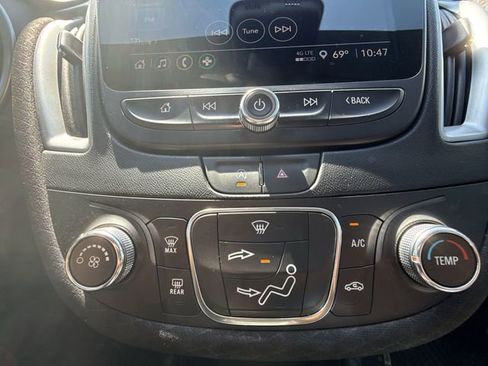 Used 2024 Chevrolet Malibu RS w/ LPO, Floor Liner Package FWD image 18