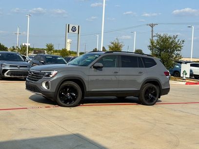 New 2026 Volkswagen Atlas SE