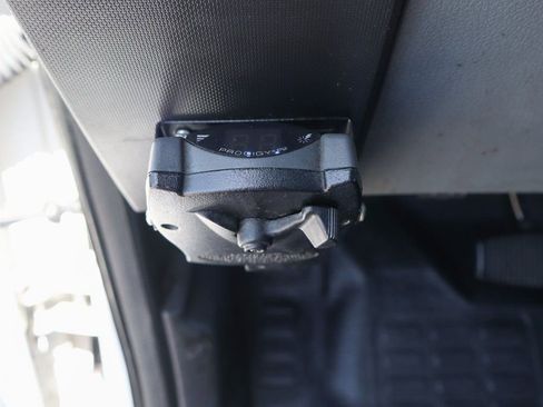 Used 2016 Ford F650 2WD Crew Cab Super Duty image 20