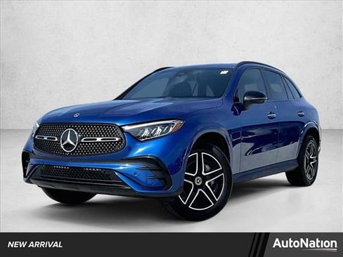 Used 2026 Mercedes-Benz GLC 300 image 1