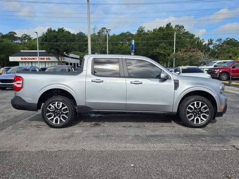 Used 2022 Ford Maverick Lariat w/ Lariat Luxury Package FWD image 11