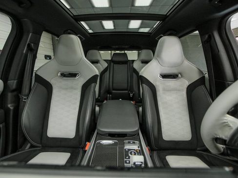 Used 2020 Land Rover Range Rover Sport SVR AWD/4WD image 27