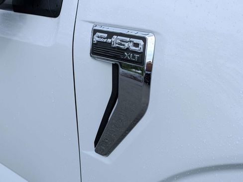 Used 2022 Ford F150 XLT w/ Trailer Tow Package image 12