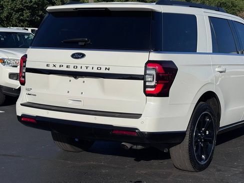 Used 2024 Ford Expedition Limited RWD image 48