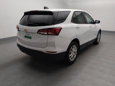 Used 2022 Chevrolet Equinox LS w/ LS Convenience Package FWD image 9