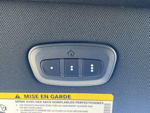 New 2026 Chrysler Pacifica Select w/ S Appearance Package FWD image 15