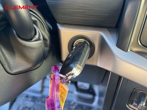 New 2025 Ford F150 XL w/ Equipment Group 103A High image 12