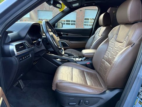 Certified 2022 Kia Telluride SX w/ SX Prestige Package AWD/4WD image 15