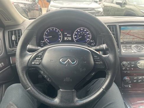 Used 2011 INFINITI G37 Sport w/ Premium Pkg image 3