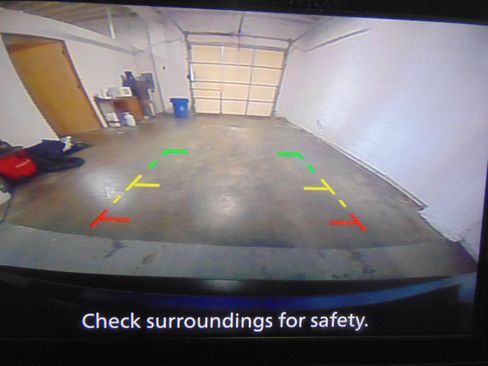 Used 2023 Nissan Rogue SV FWD image 13