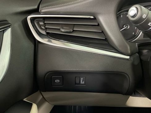 Used 2023 Buick Enclave Essence w/ Experience Buick Package image 27