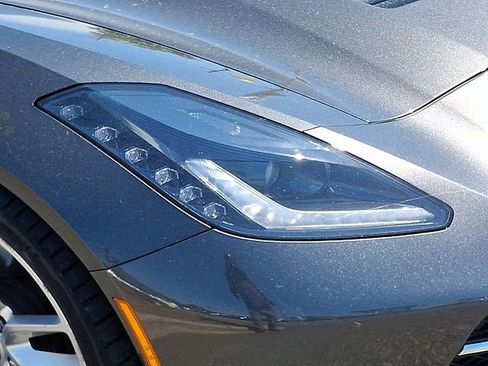 Used 2018 Chevrolet Corvette Stingray Coupe w/ 1LT image 27