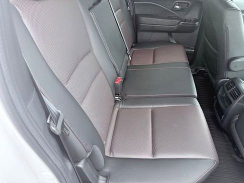 Used 2023 Honda Ridgeline Black Edition image 18