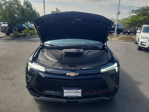 Used 2024 Chevrolet Blazer EV LT AWD/4WD image 21