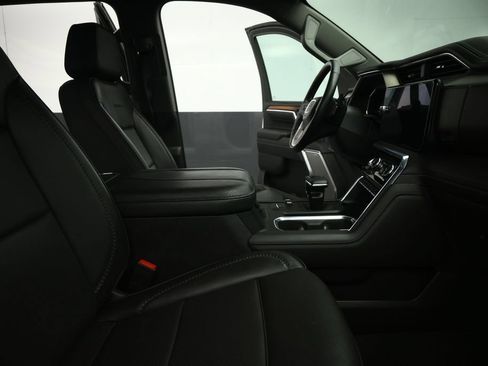 Used 2025 GMC Sierra 1500 Denali w/ Technology Package AWD/4WD image 54