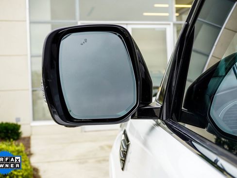 Certified 2024 INFINITI QX80 Sensory image 34