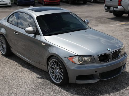 Used 2011 BMW 135i Coupe RWD image 9