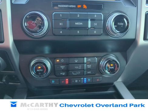 Used 2020 Ford F150 Platinum w/ Equipment Group 701A Luxury AWD/4WD image 26