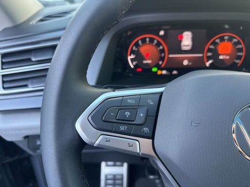 Certified 2025 Volkswagen Atlas Peak Edition SE image 13